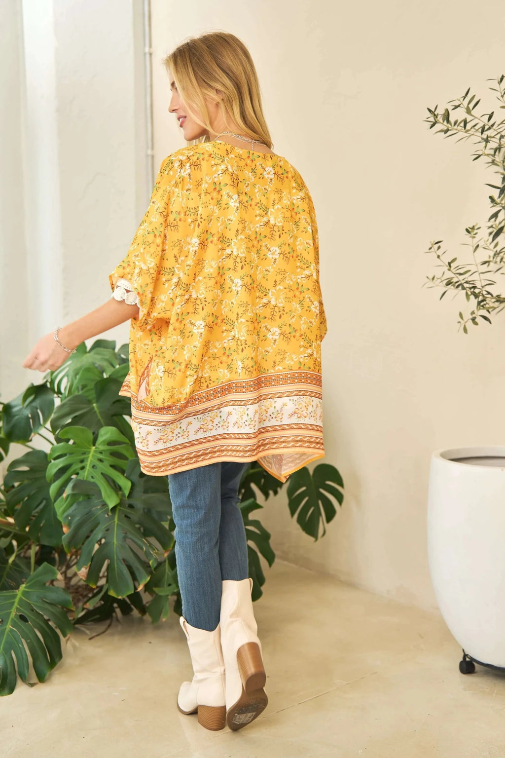 Davi & Dani Floral Printed Short Sleeve Loose Fit Kimono Cover Up - Salty Season LLC