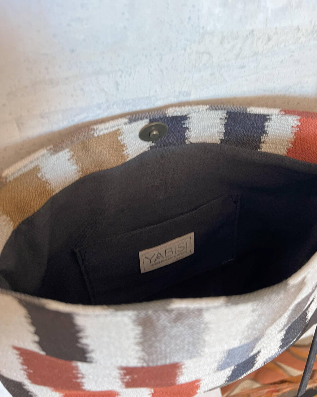 Yabisi Colibrí Crossbody - Midnight & Adoquines handmade cork crossbody - Salty Season LLC
