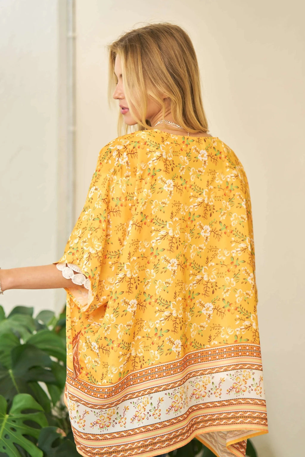 Davi & Dani Floral Printed Short Sleeve Loose Fit Kimono Cover Up - Salty Season LLC